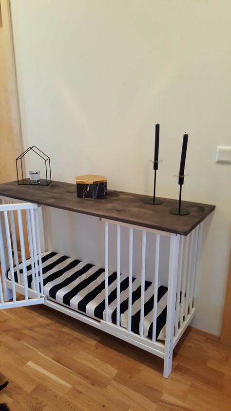 Dog Kennel Desk Ideas, Inside Dog Kennel Ideas House, Diy Ikea Dog Crate, Dog Kennel Decor Ideas, Diy Dog Kennel Furniture, Diy Kennel, Kennel Diy, Dog Crate Table, Dog Room Decor