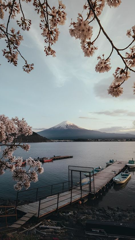 Gunung Fuji, M Wallpaper, Black Phone Wallpaper, Japan Aesthetic, Aesthetic Japan, Beautiful Wallpapers Backgrounds, Japanese Aesthetic, Grunge Photography, Aesthetic Images