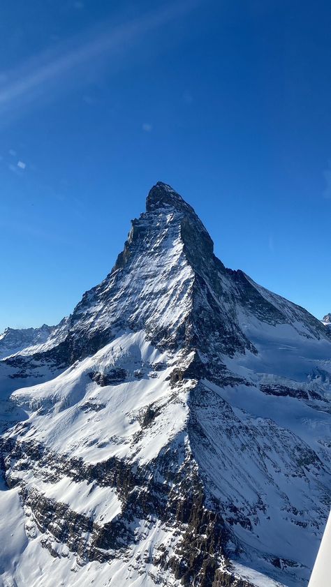 2550x1440 Wallpaper Pc, Matterhorn Wallpaper, K2 Mountain Wallpaper, Snow Mountain Wallpaper, Mountain Aesthetic Wallpaper, Mont Blanc Mountain, K2 Mountain, Wallpaper Powerpoint, Swiss Mountains