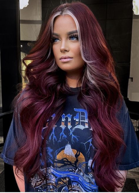 Red Violet Hair With Blonde Highlights, Long Red Hair With Blonde Money Piece, Red Hair With Blonde Money Piece, Raspberry Hair Color, Raspberry Hair, Red Violet Hair, Red Hair Makeup, Red Hair Green Eyes, Money Pieces