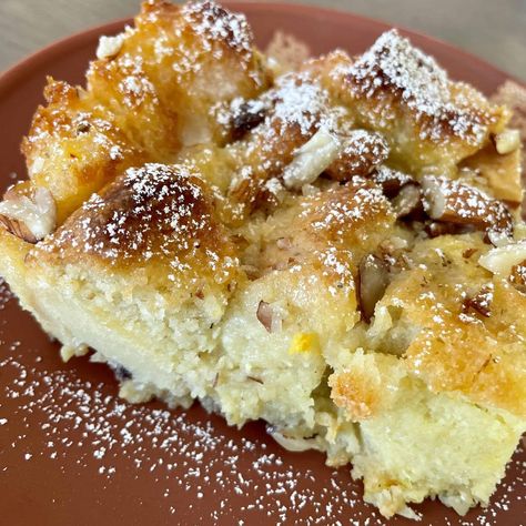 Indian Bread Pudding Recipe, Bread Pudding With Croissants, Saffron Bread, Ricotta Dip, Indian Pudding, Pan Cookies, Egg Roll Recipes, Brioche Bread, Indian Dessert