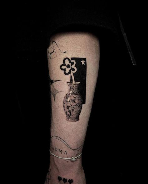 Old Money Tattoo, Flower Pot Tattoo, Flower Tattoo Men, Micro Tattoo Ideas, Pop Art Tattoo, Physics Tattoos, Small Black Tattoos, Surrealism Tattoo, Earthy Tattoos