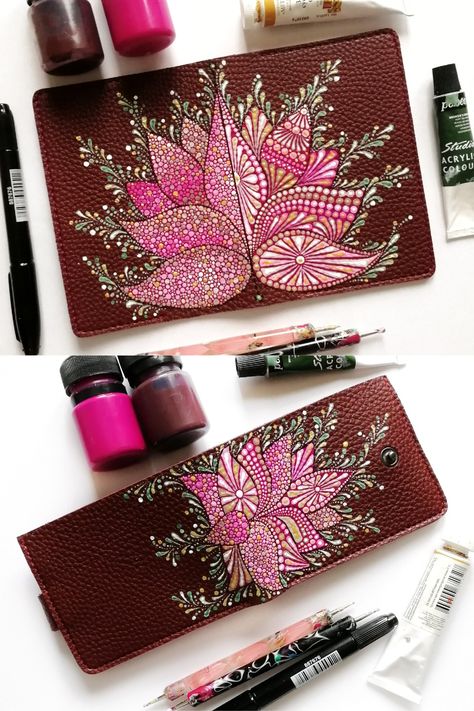 Painting On Leather Wallet, Artistic Brown Hand Painted Bag, Artisan Leather Bags Hand Painted, Hand Painted Clutches Purses, Artisan Hand-painted Bag, Half Mandala, Handmade Wallet, Diy Crafts Videos, Handpainted Bags