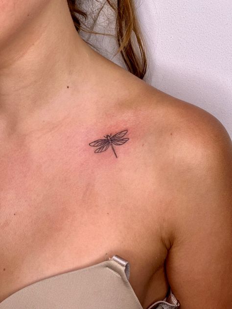 #tattoo #dragonfly #inked Dragonfly Tattoo Collarbone, Dragonfly Tattoo On Collarbone, Dragonfly Collarbone Tattoo, Penny Tattoo, Tattoo Dragonfly, Dragon Fly Tattoo, Fly Tattoo, Small Dragonfly Tattoo, Collarbone Tattoo