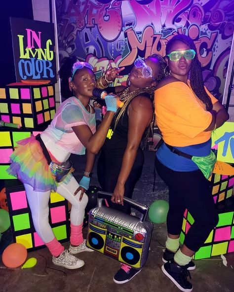 80's/90's Glow Party Backdrop #CrimsonKissesEvents 80s Glow Party, Glow Party Outfit, 90s Theme Party Decorations, 00s Party, 90s Party Ideas, 90s Theme Party Outfit, 90s Party Decorations, 90s Party Outfit, Throwback Party