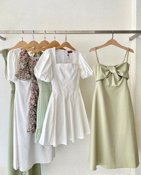 Summer Outfits Women Over 40, Aesthetic Dress, Summer Outfits For Moms, Diy Vetement, Clothes Rack, Mom Outfits, Preppy Outfits, Summer Outfits Women, Aesthetic Clothes