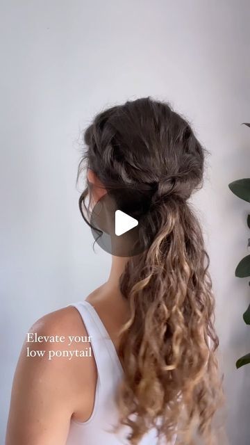 Jennie 🌷 | Curly Hair Care and Simple Hairstyle Tutorials on Instagram: "I know so many people don’t like a low pony. Elevate it and you’ll change your mind 🐎 #lowponytail #simplehairstyles #everydayhairstyle #curlyhair #hairinspiration #hairstyletutorial" How To Do A Ponytail With Curly Hair, Low Ponytail Curly Hair, Simple Hairstyle For Curly Hair, Curly Low Ponytail, Low Pony Hairstyles, Low Ponytail Hairstyles, Tail Hairstyle, Pony Hairstyles, Simple Hairstyle