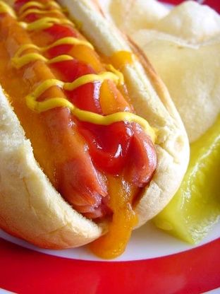 Easy Cheesy Hot Dogs Recipe - Food.com Cheesy Hot Dogs, Tender Juicy Hot Dog, Fun Ways To Cook Hotdogs, Fun Hot Dog Toppings, Betty Crocker Hot Dog Cheesies, Veggie Hot Dog, Easy Cheesy, Hot Dog Recipes, Gluten Free Cheese