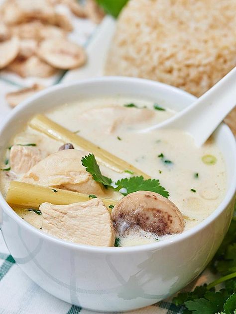 This Tom Kha Gai soup may not be 100% authentic, but I'd take this over take out any day! It's really easy and is a little limey, so creamy of the coconut milk, has a nice back heat from the cayenne, and is full of tender chicken!Â  Apparently it's Ethnic Week over here at Show Me the Yummy! I started out by making salsa verde and salsa verde enchiladas and I'll be ending it with my all time favorite soup: Tom Kha Gai or Coconut Chicken Soup! Let me tell you a little story. Before I met ... Egg Drop Wonton Soup Recipe, Tom Kha Gai Soup Recipe, Sopas Light, Tom Kha Gai Soup, Ginger Fish, Coconut Chicken Soup, Milk Chicken, Wonton Soup Recipe, Tom Kha Gai