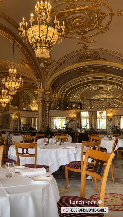 Luxurious Restaurant, Aesthetic Lunch, Wealth Corner, Old Money Life, Luxury Jets, Restaurant Aesthetic, Gossip Girl Aesthetic, Luxury Lifestyle Aesthetic, Montecarlo Monaco