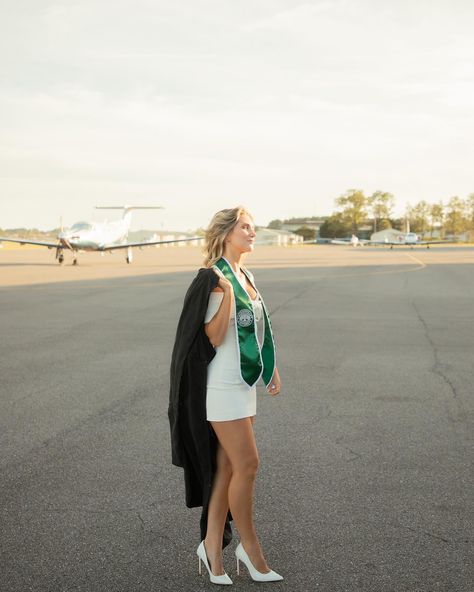 Senior pics at the airfield 🤩 #aviation Airport Senior Pictures, Grad Pic, At Airport, Grad Pics, Senior Photoshoot, Grad Photos, Graduation Pictures, Senior Pics, College Graduation