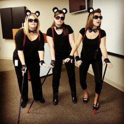 10 Halloween Costume Ideas For The Couple Who Always Has a Third Wheel Three Blind Mice Halloween Costumes, Work Halloween Costume, Three Blind Mice Costume, Mice Costume, 3 Blind Mice, Cute Korean Outfits, Great Costume Ideas, Halloween Costumes For Work, Three Blind Mice