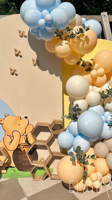 Pooh Shower Ideas, Winnie The Pooh Shower Ideas, Unique Event Decor, Winnie The Pooh Baby Shower, Disney Baby Shower, Classic Winnie The Pooh, Pooh Baby, Vintage Winnie The Pooh, Balloon Backdrop