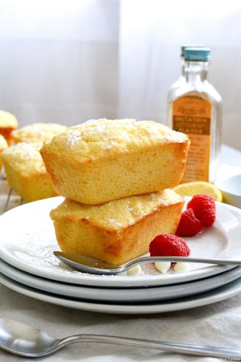 Mini Lemon Loaf Cakes with White Chocolate Chips ciaochowbambina.com Mini Lemon Loaf, Lemon Loaf Cake Recipe, Mini Loaf Cakes, Loaf Pan Cake, Lemon Cakes, Lemon Loaf Cake, Loaf Cakes, Lemon Loaf, Mini Loaf