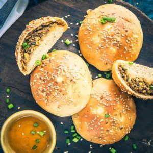 Mushroom Stuffed Buns Recipe - Whisk Affair Stuffed Buns Recipe, Mushroom Bread, Stuffed Buns, Spicy Vegetarian Recipes, Chinese Mushrooms, Mushroom Stuffed, Bread Buns, Healthy Bread Recipes, Homemade Bread Recipes Easy