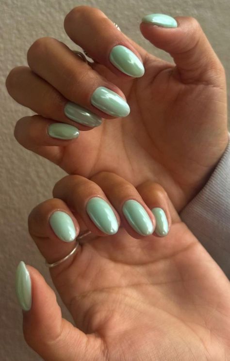 2024 Nail Trends Almond Shape, Chrome Summer Nails, Summer Chrome Nails, Light Blue Chrome, Nail Photography, College Nails, Nails Board, Chrome Manicure, White Chrome Nails