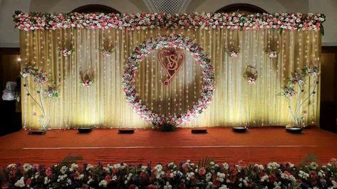 Muhurtham Decoration South Indian, Engagement Stage Decoration Indian Simple, Simple Engagement Decorations, Engagement Decorations Indian Simple, Reception Stage Decoration Backdrops, Decoration Ideas Party, Stage Decoration Photos, Indian Wedding Decorations Receptions, Engagement Stage Decoration