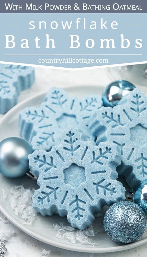 Learn how to make moisturizing snowflake bath bombs with essential oils! This easy cute DIY bath bomb recipe is perfect to hydrate dry winter skin and great for kids. The instructions include a step-by step tutorial for a silicone mould, scent ideas and free printable gift tags for packaging. The beautiful blue winter bath fizzies are a luxurious bath time treat and a lovely handmade gift idea for Christmas and the holidays. #bathbombs #Christmas #Holidays #gift #DIY | countryhillcottage.com Diy Bath Bomb Recipe, Winter Bath, Diy Bath Bomb, Bath Bomb Recipe, Diy Gifts To Make, Bombe Recipe, Dry Winter Skin, Bath Bomb Recipes, Free Printable Gifts