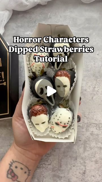 Johany Torres on Instagram: "Horror Characters Chocolate Dipped Strawberries Tutorial ⚰️🍓🖤

What you’ll need: 

🖤12 oz bag of Black Sweet Shop candy melts @sweetshopbaking from @joann_stores 
🖤6 oz White Candy melts 
🖤 Pack of Strawberries 🍓 
🖤 Black-Spooky Sweet oil based food coloring set from @sweetapolita (Link in bio)
🖤Edible Markers (linked in my Amazon store 🔗bio) 
🖤Horror Characters Mold from @shapedicemolds used code: Joscakes10 to save! Link in bio! 
🖤Coffin ⚰️ treat boxes from @walmart 
🖤Mini cupcake liners 
🖤Toothpicks (for easy dipping) 
🖤 Haunted Hallows Tea Spoon from @livelyghosts 
*Optional: Piping bag to add your white chocolate for easier way to fill the horror mold or just use a spoon. 

Directions: 
Start by washing and prepping your strawberries.  Add to Black Chocolate Strawberries, Candy Molds Ideas, Coffin Treat Boxes, Halloween Strawberries, Coffin Treats, Oil Based Food Coloring, Coloring Set, Dipped Strawberries, Halloween Party Dinner