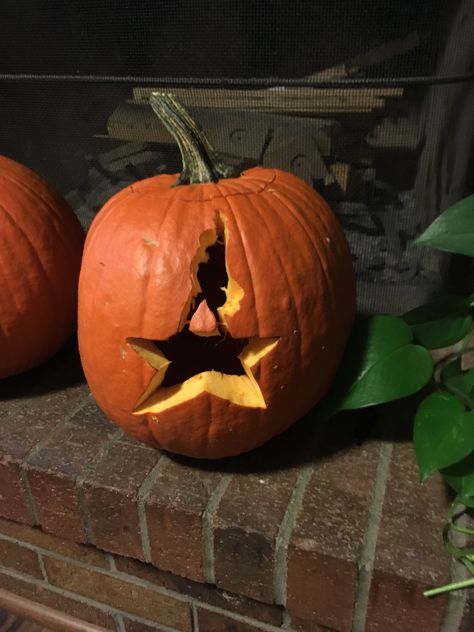 Hamilton Pumpkin!!! Hamilton Pumpkin, Cute Couple Memes, Washingdad Hamilton, Hamilton Screenshots, Alexander Hamilton Memes Funny, Hamilton Memes Musical, Hamilton Broadway, Hamilton Lin Manuel Miranda, Hamilton Lin Manuel