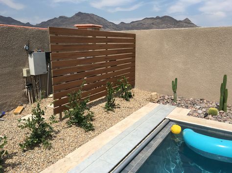 Screen/ partition to hide our pool equipment! Very pleased with this Trex Decking Diy Pool Fence, Pool Equipment Cover, Pool Equipment Enclosure, Enclosure Ideas, Screen House, Backyard Pool Landscaping, Pool Lounge, Diy Pool, Pool Equipment