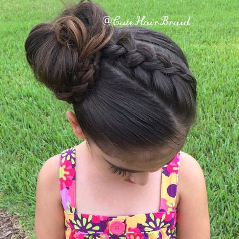 Braid Into Side Bun For Girls Hairstyles For Kids Easy, Easy Buns, Braid Styles For Girls, Side Bun Hairstyles, Side Bun, Hairstyles Kids, Cool Braid Hairstyles, Girls Hairstyles Braids