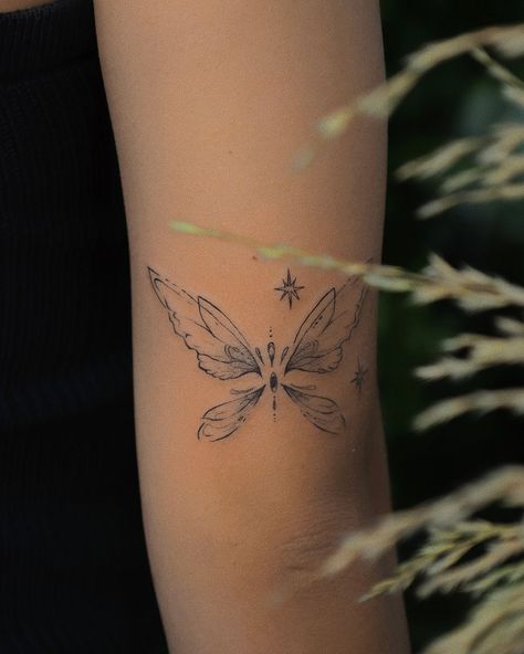 Fairies 🧚‍♀️ tattoo Done at Modo ink tattoo. @modoink_tattoo.(Torrance) Hey everyone! I'm a tattoo artist and I'd love to help bring… | Instagram Tattoos For California, Fairytale Tattoo Ideas Magic, Ethereal Moon Tattoo, Fairy Hand Tattoo, Fairy Rib Tattoo, Whimsical Fairy Tattoo, Magical Tattoos For Women, Fairytopia Tattoo, Fairycore Tattoo Ideas