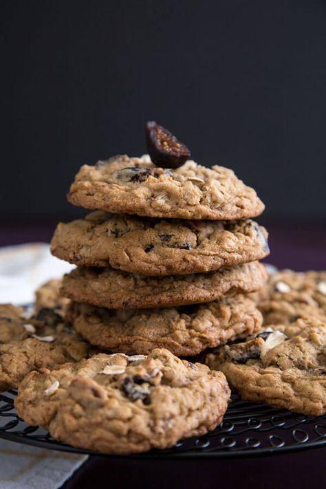 These delicious Fig Oatmeal Cookies are the absolute best and will win over even the pickiest of cookie eaters. Figs and pecans make a wonderful addition to these chewy old fashioned oatmeal cookies. #wildwildwhisk #oatmealcookies #oatcookies #cookies #driedfig #driedfigs #figs #figrecipes #pecans #cookierecipes Fig Cookies Recipe, Fig Oatmeal, Old Fashioned Oatmeal Cookies, Dried Fig Recipes, Fig Cookies, Best Oatmeal Cookies, Camping Snacks, Oatmeal Cookies Chewy, Fig Recipes