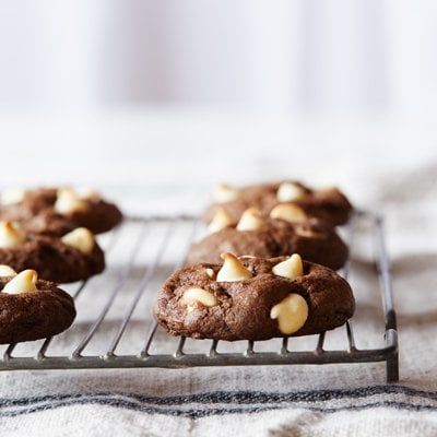 White Chocolate Chip, Chocolate Chip Cookies Recipe, Toll House, White Chocolate Chip Cookies, Cocoa Cookies, Baking Cocoa, Chocolate Dreams, Chocolate Cookie Recipes, Chocolate Chunk Cookies