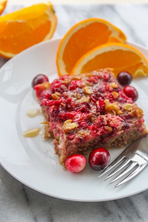 Cranberry Orange Baked Oatmeal Cold Winter Morning, Breakfast For A Crowd, Winter Morning, Oatmeal Breakfast, Cranberry Orange, Breakfast Meal Prep, Make Ahead Breakfast, Breakfast Recipes Casserole, Savory Breakfast