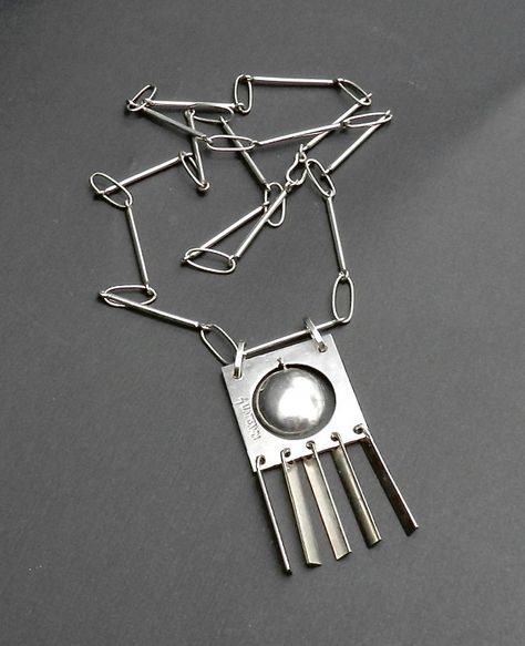 Vintage Modernist Oswaldo Guayasamin Pendant & Chain 900 Silver Signed (item #1481423, detailed views) Jewelry Shapes, Modernist Jewelry, Sterling Jewelry, Silver Work, Polish Silver, The Master, Ecuador, Sculptor, Silver Pendant