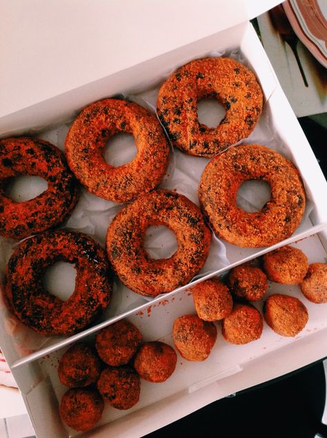 Dunkin Donuts' Choco Butternut- I can't wait for Philippines! Choco Butternut, Starbucks Protein, Breakfast Potato, Banana Sushi, Dunkin Donut, Homemade Chicken Nuggets, Potato Croquettes, French Toast Breakfast, Starbucks Diy