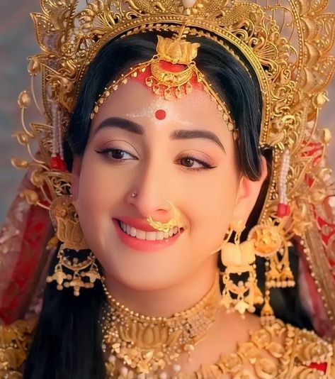 Shivya Pathania as devi Laxmi🌺 (Laxmi Narayan ) Shivya Pathania, Lakshmi Mata, Laxmi Narayan, Lakshmi Narayan, Shiv Shakti, Goddess Lakshmi, Durga Goddess, Girl Face, Wedding Ring