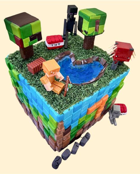 Minecraft . . . . . #minecraft #minecraftmemes #birthday #party #kids #turning7 #boys #motherhood #duties #cakesmash #cakes #shop #localbusiness #nsw #sydney #australia #occasion #madewithlove #cookies #minicake #vintage #sydneycake #cakedecorations #graduation #2024 #rainbow #rainbowcake #fondantcake #ganache #buttercream Ganache Buttercream, Graduation 2024, Minecraft Cake, Minecraft Memes, Rainbow Cake, Fondant Cake, Mini Cakes, Sydney Australia, Cake Smash