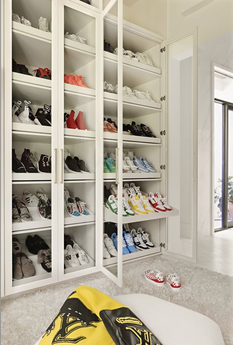 Shoe shelf in closet