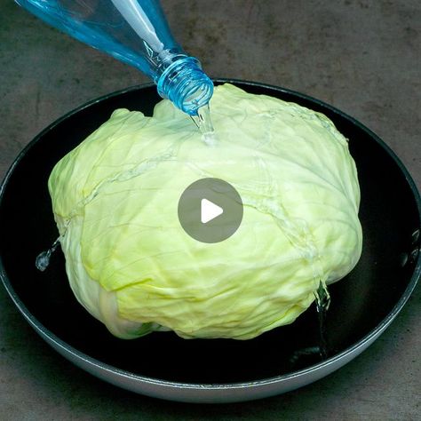 Best Cabbage Rolls Recipe, Cabbage Recipes Southern, Sweet Pepper Recipes, Appetizing Tv, Homemade Pancake Recipe, Sweet Paprika, Cooking Cream, Dried Thyme, Best Appetizer Recipes