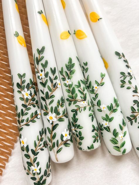 Candles Taper, Painted Candlesticks, Tapered Candles, Candle Crafts Diy, Spring Candles, Hand Painted Candles, Dinner Candles, Painted Candles, Lemon Decor