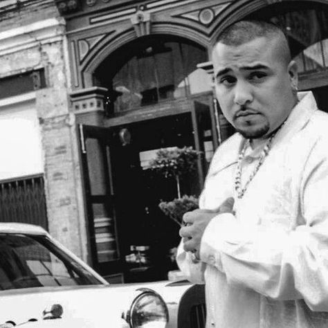 South Park Mexican Spm Wallpaper Aesthetic, Ios 16 Wallpaper Mexican, South Park Mexican Wallpaper, Mexican Lockscreen, Spm Poster, Spm Wallpaper, Mexican Rapper Aesthetic, Mexican Album Covers, South Park Mexican