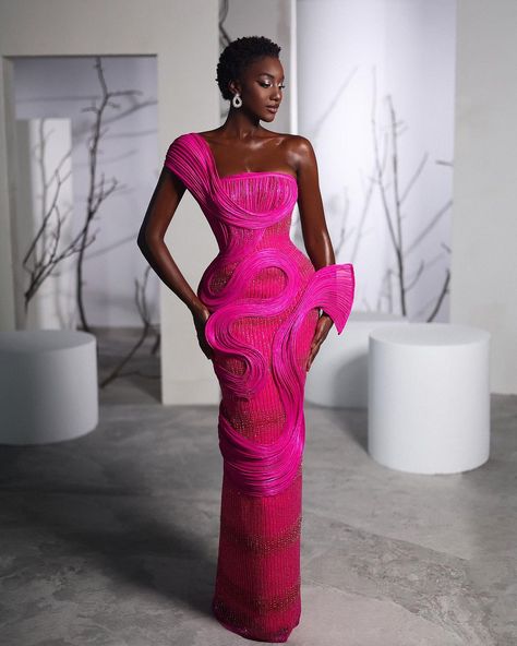 H A U T E C O U TU R E #vloramustafa #vloramustafafashion #couture #artlover #vmatelier | Instagram Nigerian Traditional Dresses, Nigerian Lace Styles Dress, Nigerian Lace Styles, Kente Dress, Glamouröse Outfits, Traditional Wedding Attire, Classy Gowns, Effortlessly Chic Outfits, African Traditional Dresses