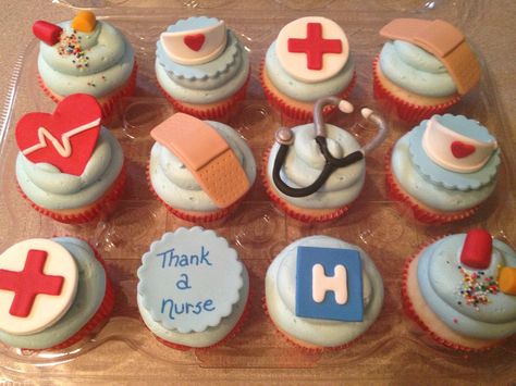 Nurse's Week Cupcakes Medical Cupcakes, Nurse Cupcakes, Medical Cake, Doctor Cake, Nursing Cake, Nurse Party, Graduation Cupcakes, Cupcake Ideas, Specialty Cakes