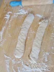 Frugal Foodie Mama: Bread Machine Start Homemade French Baguettes Bread Machine Baguette, Baguette Bread, Bread Maker Recipes, French Baguette, Cinnamon Bread, Bread Machine Recipes, Bread Maker, Pan Bread, Budget Friendly Recipes