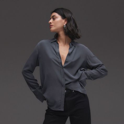 The Clean Silk Relaxed Shirt Slate Grey – Everlane Silky Outfit, Butthole Surfers, Best Cardigans, Drape Pants, Cashmere Hoodie, Oversized Crewneck, All The Way Up, Slate Grey, Holiday Looks