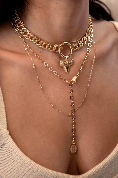 Shop Affordable, Fashion Necklaces For Women – Ettika Gold Necklace Elegant, Maxi Jewelry, Gold Jewelry Women, Circle Chain, Gold Lariat Necklace, Shark Tooth Necklace, Choker Style Necklace, Tooth Necklace, Trendy Fashion Jewelry