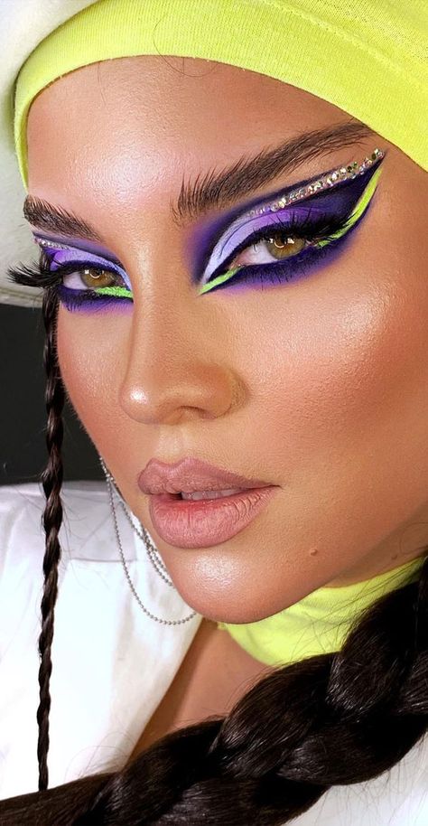 summer makeup ideas, vibrant makeup, summer makeup looks, colourful summer makeup, colorful makeup look, vibrant eyeshadow look Colourfull Makeup Looks, Multichrome Eyeshadow Looks, Crazy Eyeshadow Looks, Summer Eyeshadow Looks, Crazy Eyeshadow, Daring Makeup, Summer Eyeshadow, Vibrant Makeup, Makeup Colorful