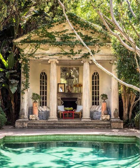 ‘Interior & More’’s Instagram photo: “Pool House 🌿 Created & belongs to @richardshapirostudiolo  Photo by 📸 @fizphoto  @jenniferashrudick 🌾” Mediterran House, Italian Chateau, Boho Glam Bedroom, Italian Cottage, Cottage Aesthetic, Outdoor Remodel, Italian Villa, Countryside House, City Of Angels