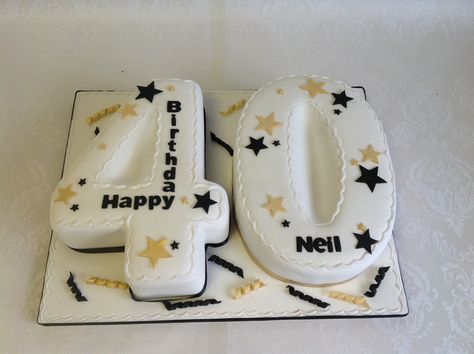 Numeral cake with simple decoration in black & gold Number Cake Gold And Black, Gold Number Cake, 50th Birthday Cake Numbers, Black Gold White Birthday Sheet Cake, 40 Cupcake Cake Number, 40th Birthday Cakes For Men, Number Birthday Cakes, 40th Cake, Silver Theme