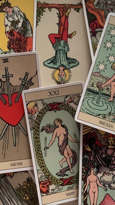 Crystal And Tarot Aesthetic, Wallpaper Tarot Cards, Tarot Art Aesthetic, Tarot Aesthetic Wallpaper, Tarot Wallpapers, Aesthetic Tarot Cards, Tarot Card Aesthetic, Tarot Cards Aesthetic, Tarot Aesthetic