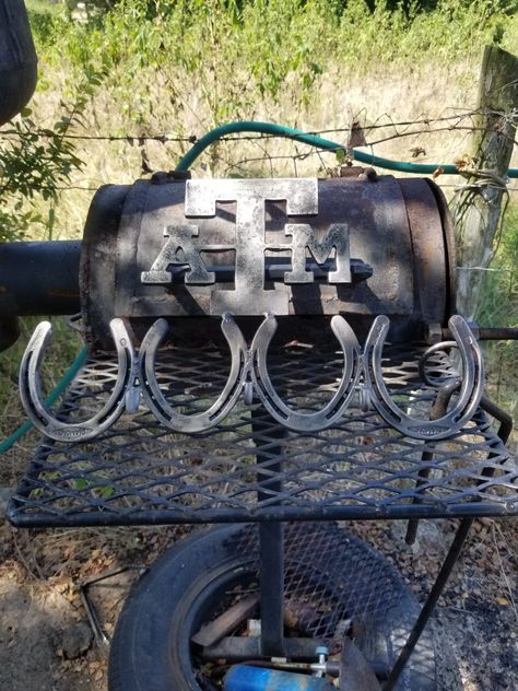 Welded up this key holder for a silent auction to benefit the United Way. United Way, Silent Auction, Welding Projects, Key Holder, Auction, The Unit, Key