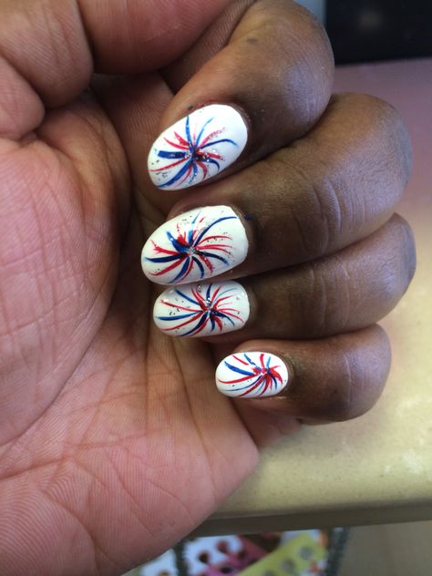 July 4th nails July 4th Nails, Nails 4th Of July, Nails Retro, 4th Nails, New Nail Designs, Oval Nails, July 4th, Nail Design, Fourth Of July