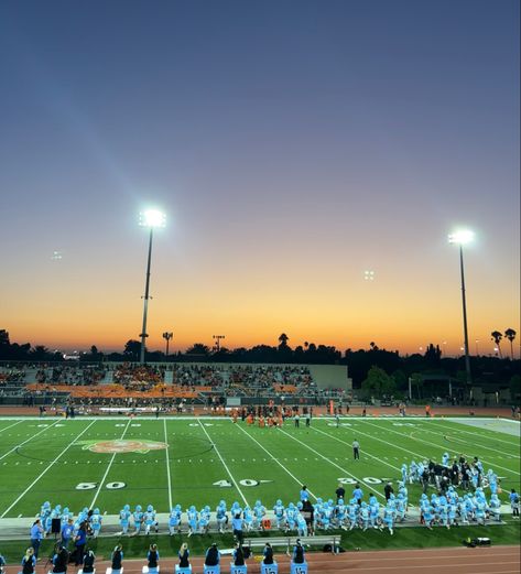 Aesthetic High School, Football Game Aesthetic, High School Games, Hs Football, High School Football Games, American High School, School Campus, High School Football, Freshman Year